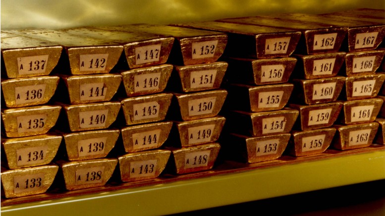 Lingotes de oro almacenados