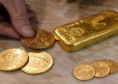 Monedas y lingote oro