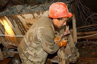 Minero chino trabajando