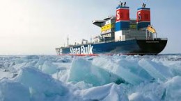 Barco en Árctico